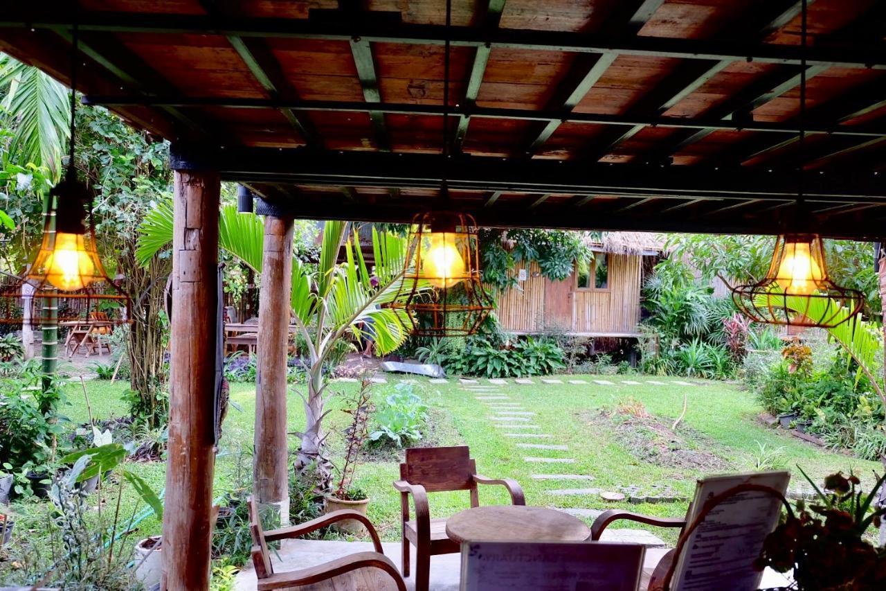 Lanna House Lanna Hut Chiangmai Bed & Breakfast เชียงใหม่ ภายนอก รูปภาพ
