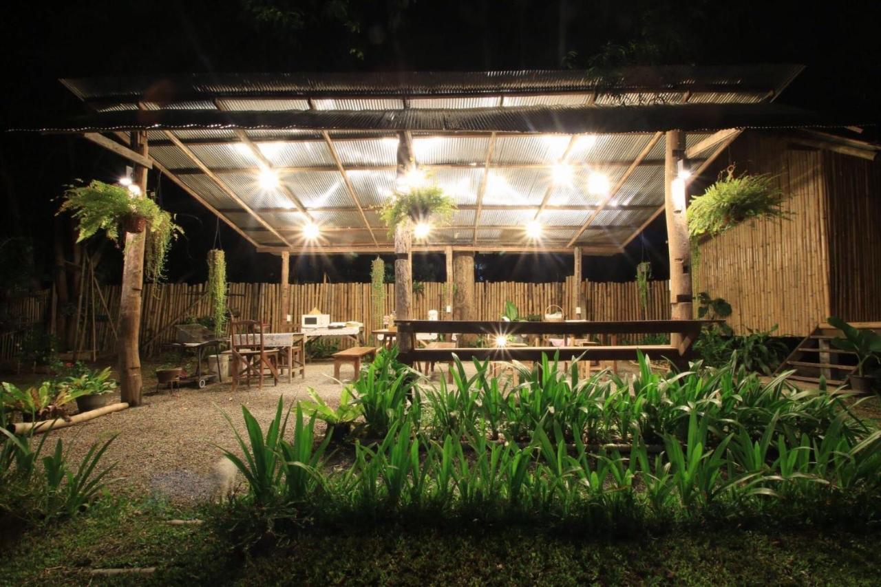 Lanna House Lanna Hut Chiangmai Bed & Breakfast เชียงใหม่ ภายนอก รูปภาพ