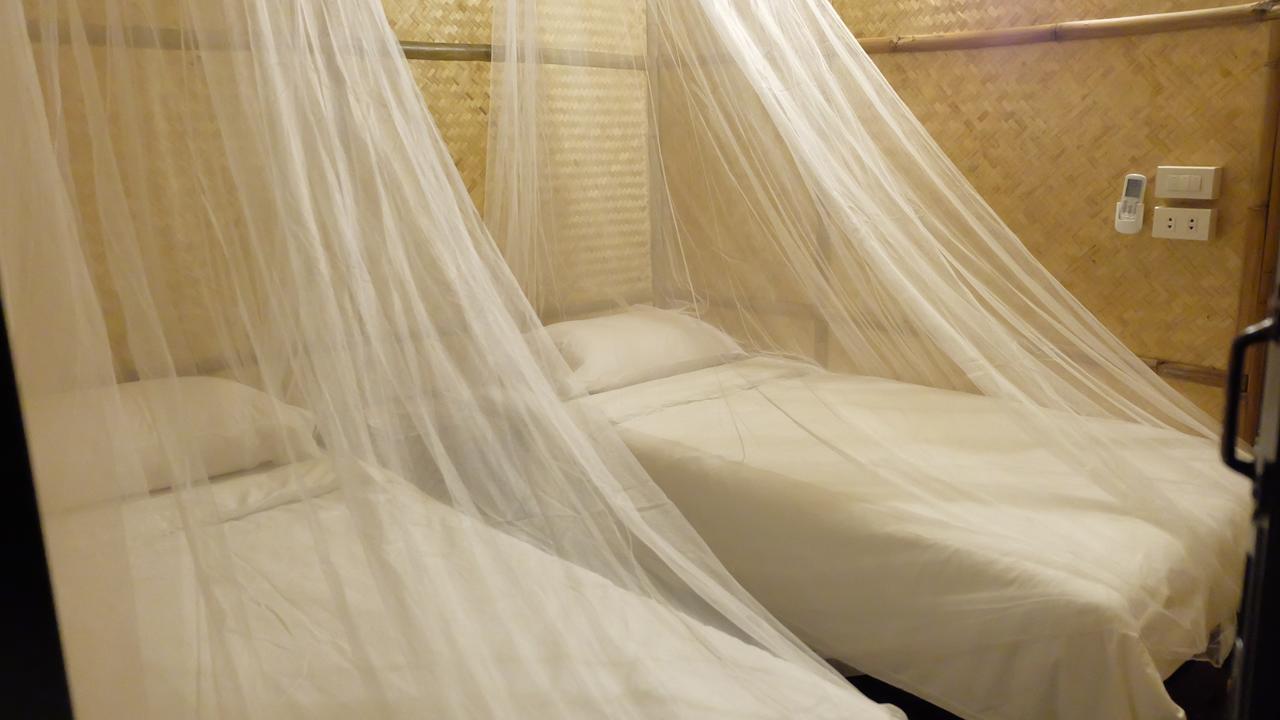 Lanna House Lanna Hut Chiangmai Bed & Breakfast เชียงใหม่ ภายนอก รูปภาพ