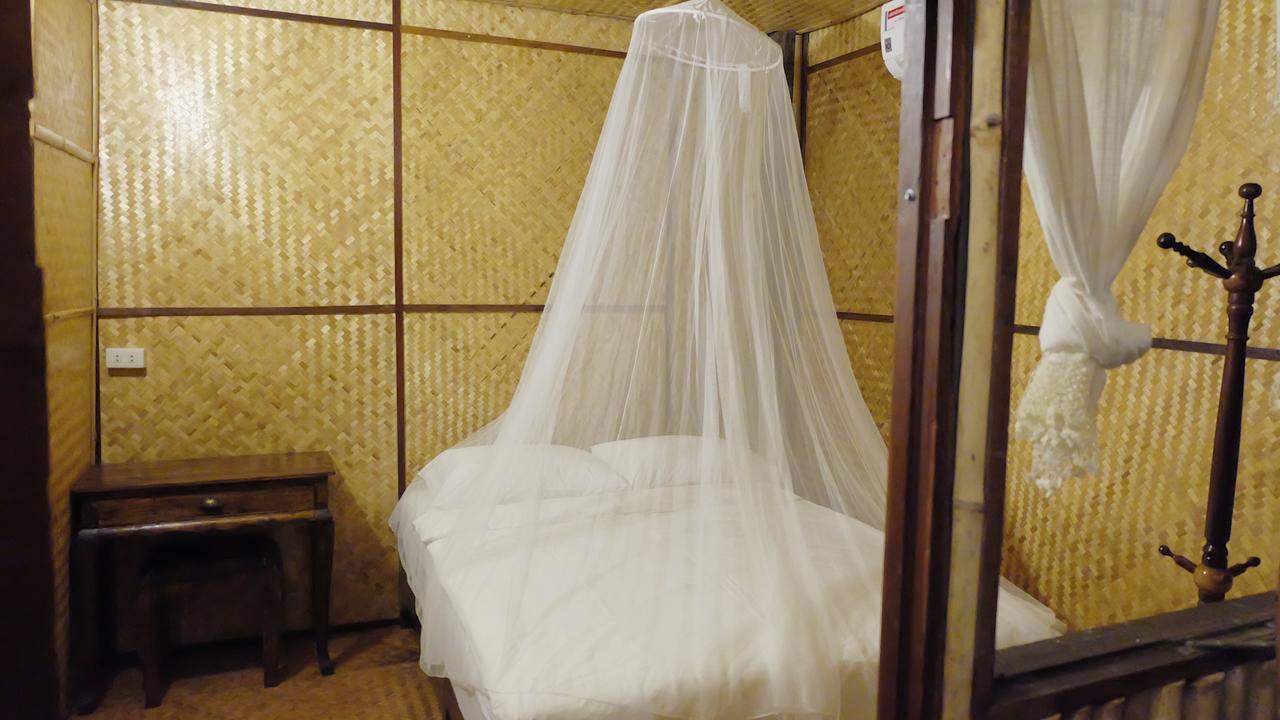 Lanna House Lanna Hut Chiangmai Bed & Breakfast เชียงใหม่ ภายนอก รูปภาพ
