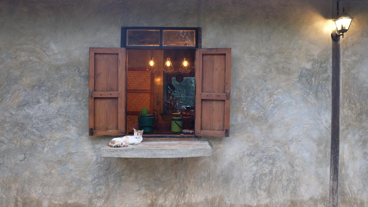 Lanna House Lanna Hut Chiangmai Bed & Breakfast เชียงใหม่ ภายนอก รูปภาพ